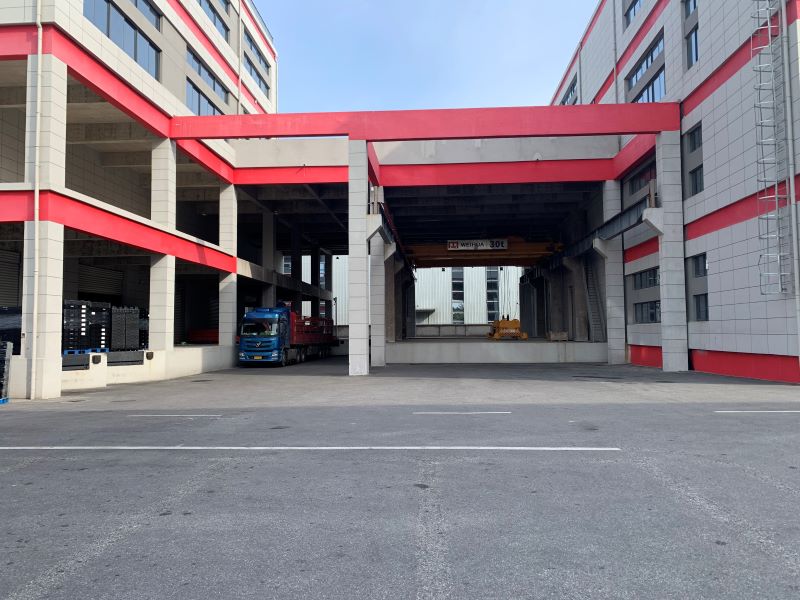 南京溧水PG国际南京医械GSP仓库，各建筑之间廊桥联通